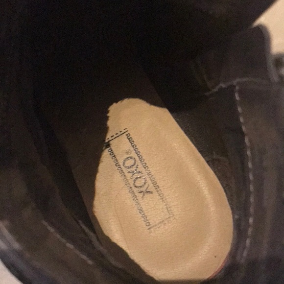 XOXO grey/brown booties - Picture 2 of 8